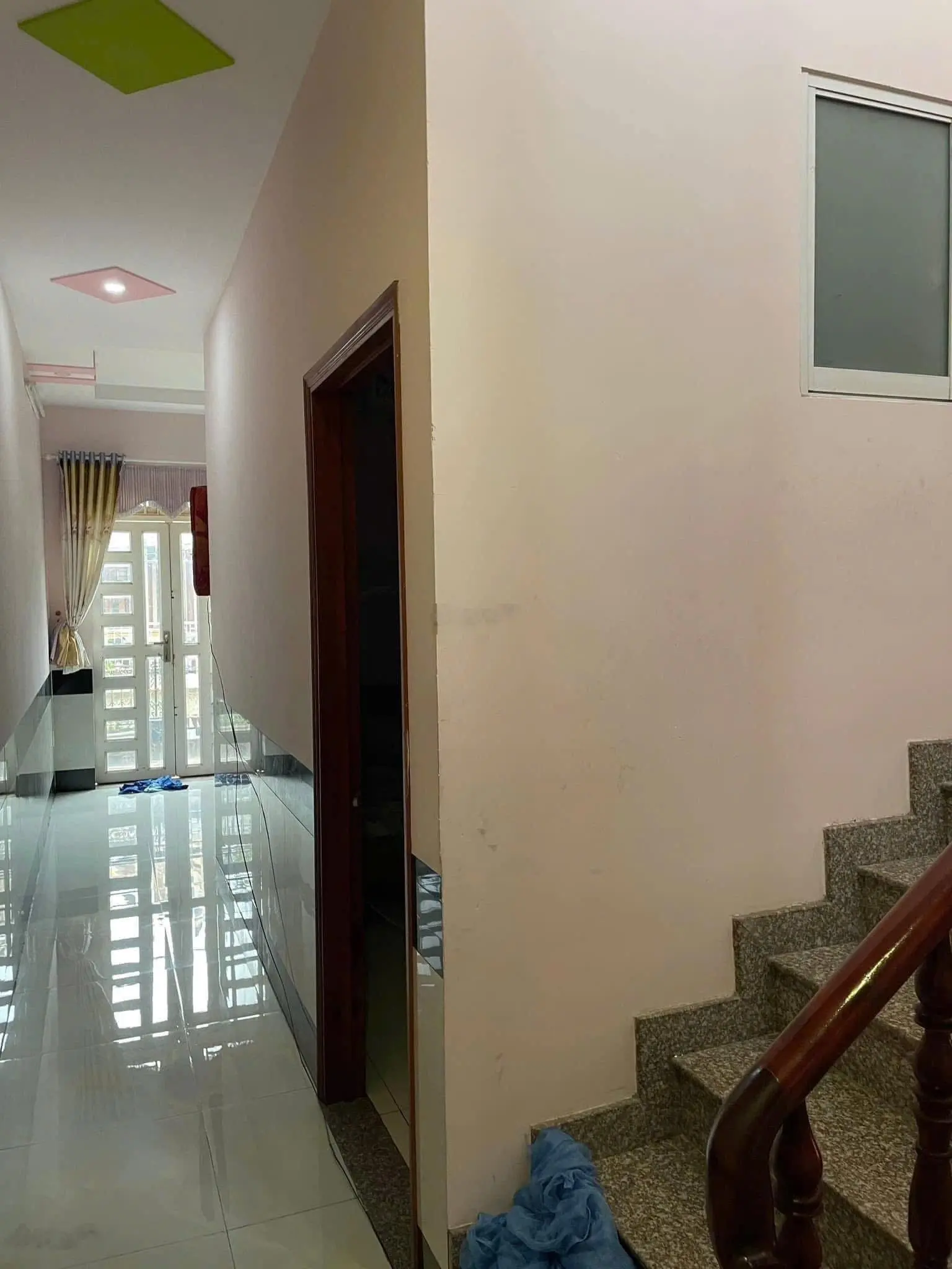 Cần bán nhà 2 lầu 1 trệt ngay ngã 3 cây điệp sau uỷ ban phường tân đông hiệp