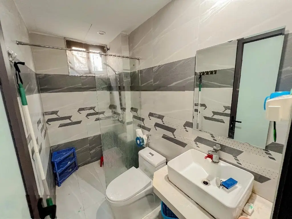 Bán nhà Trịnh Văn Bô - Nam Từ Liêm, diện tích 30m2 nhà 5 tầng, full nội thất, giá 5,4 tỷ