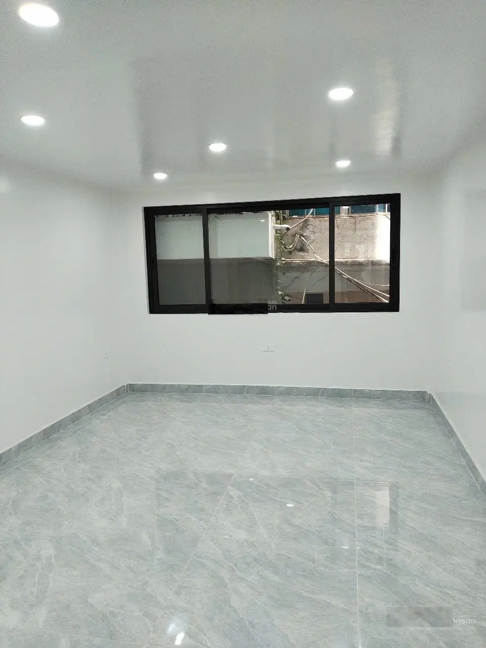 Bán nhà Nguyễn Trãi Thanh Xuân, 63m2 6 tầng mặt tiền 3.7m, thang máy, kinh doanh, ga ra ô tô tránh