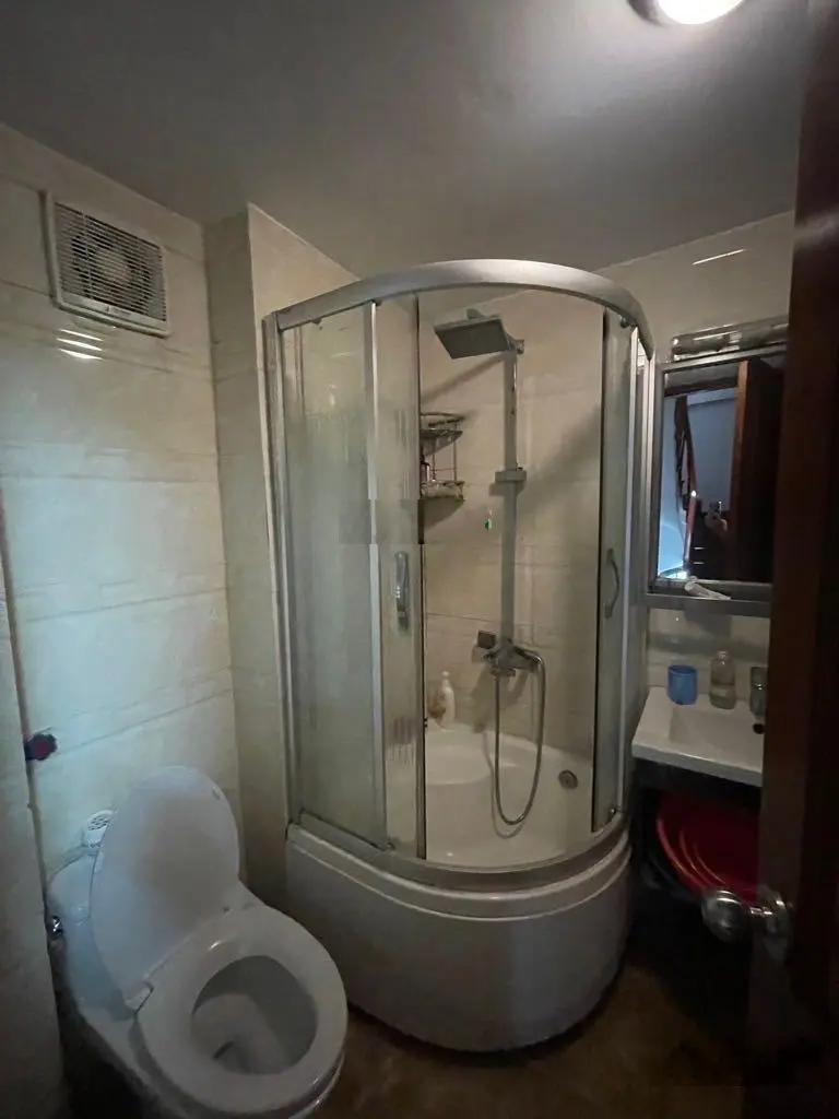 PHỐ TÔN ĐỨC THẮNG SỔ 35M2 NGÕ RỘNG 2M - 30M RA PHỐ 5 TẦNG TRẮC CHẮN -3 NGỦ RỘNG TẶNG FULL NỘI THẤT