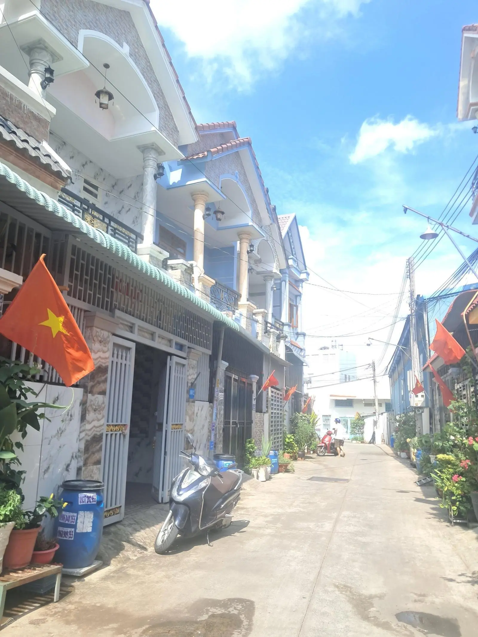 Nhà triệt lửng lầu gần ngã ba cây lơn giá rẻ