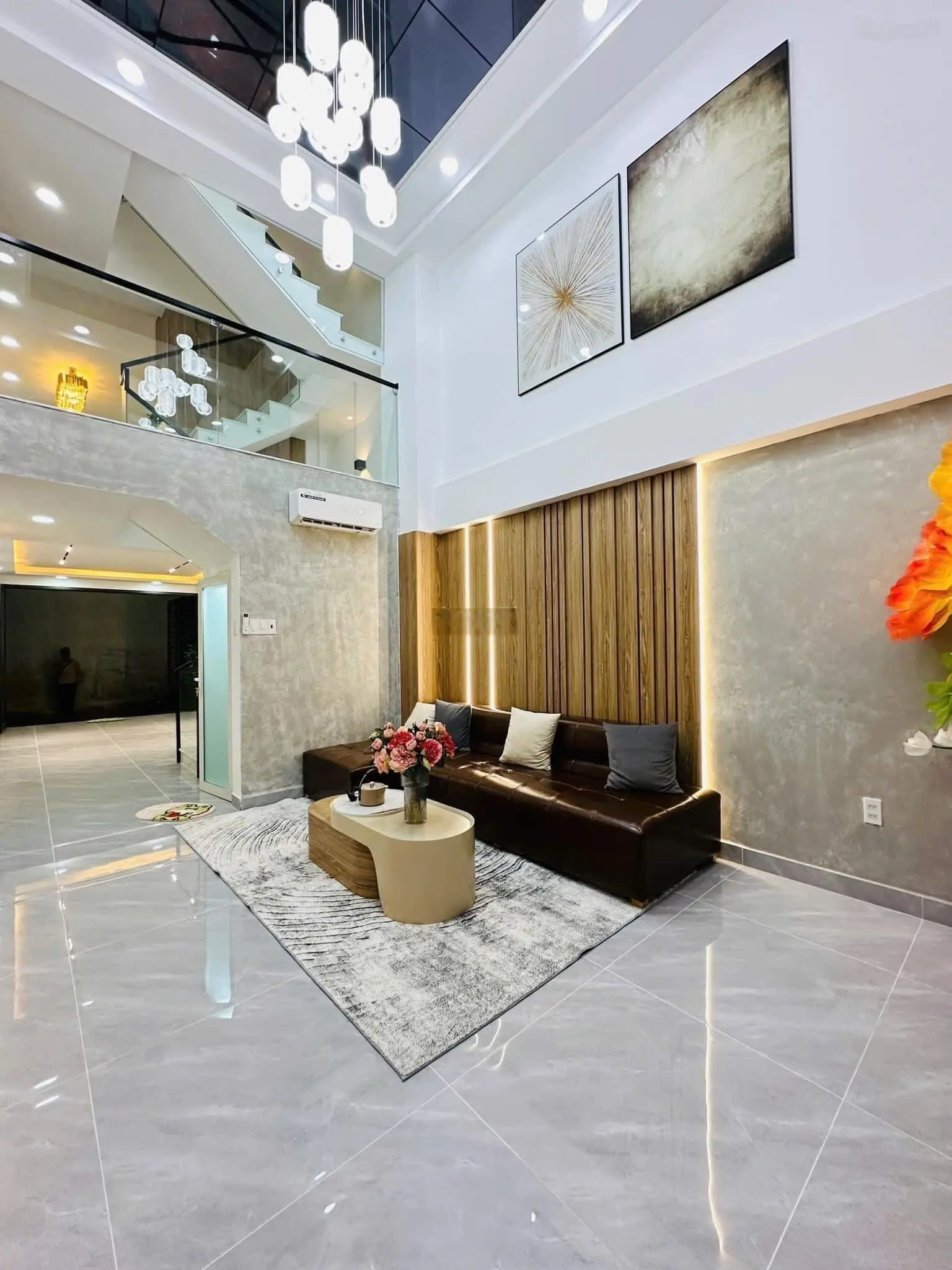 Super Luxury kinh doanh siêu đỉnh Tân Vĩnh, P6, Q4. DT: 56m2 sổ riêng, đang cho thuê 25tr