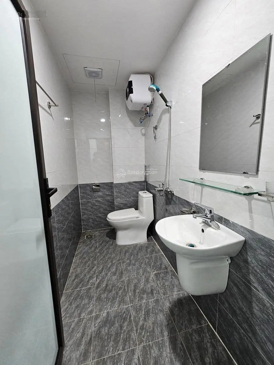 Hot CCMN dòng tiền 65tr/tháng. Tòa 55m2 * 7 tầng thang máy * 10 phòng full đồ * nhỉnh 11 tỷ