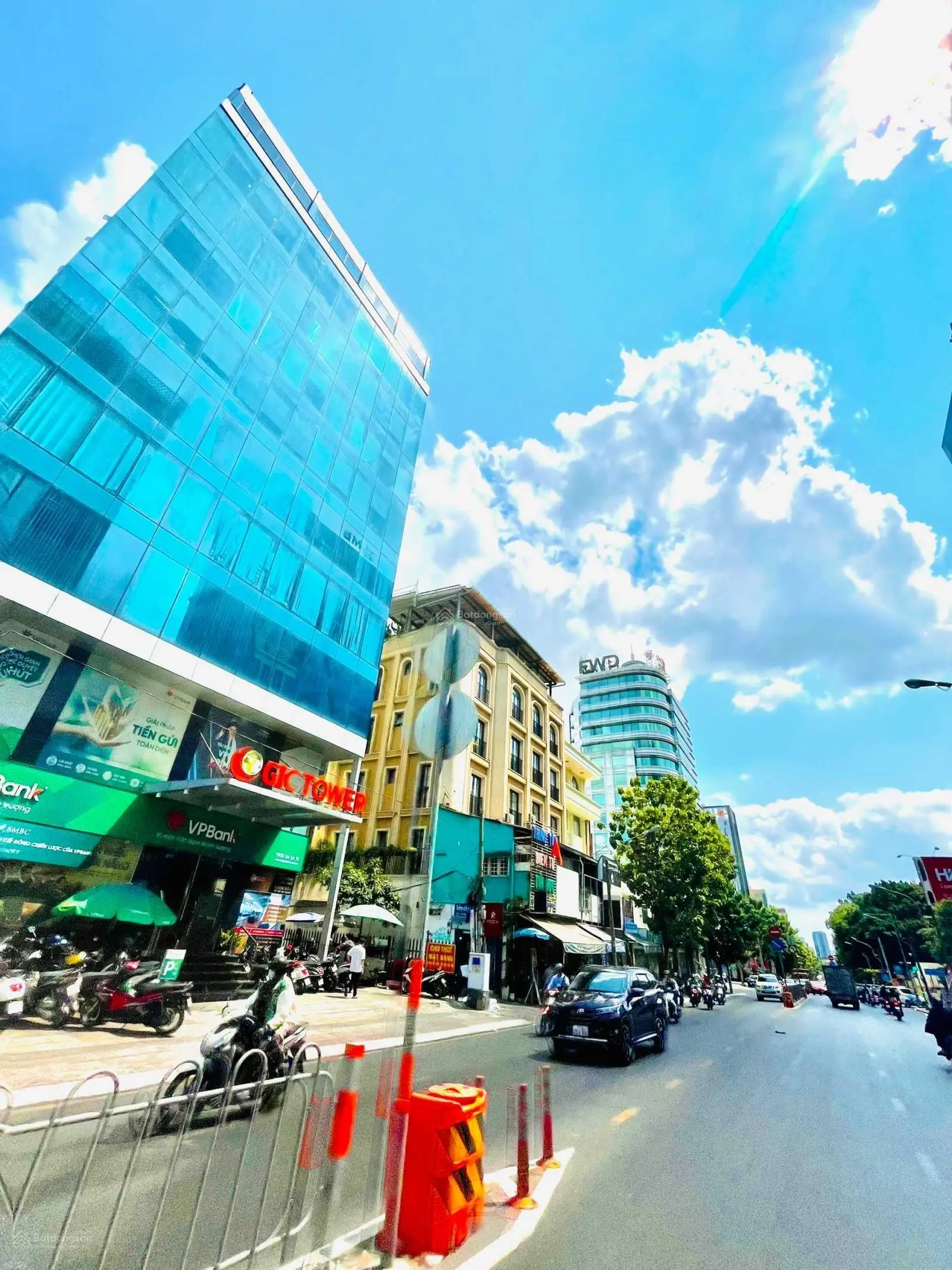 Hạ 7 tỷ còn 30 tỷ - Bán nhanh tòa nhà đường Võ Thị Sáu - 6x29m - kết cấu: 7 tầng - HĐT: 155 triệu