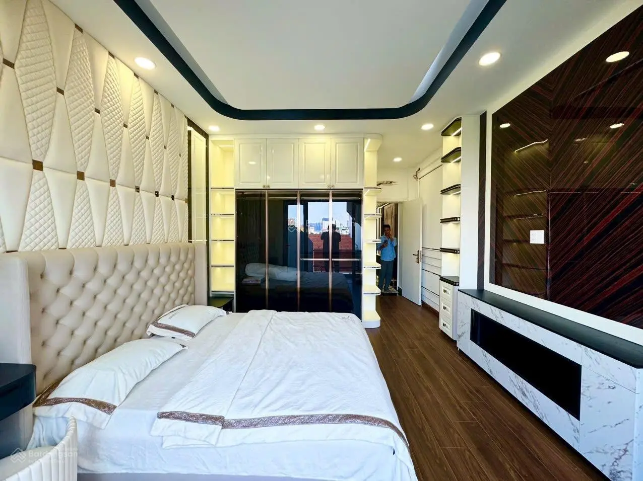 Bán nhà phố 5 tầng xây mới mặt tiền đường số phường tân kiểng quận7