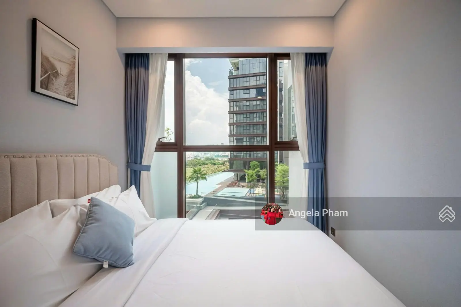 Bán 2 phòng ngủ Galleria - Metropole view đẹp giá tốt 13,5 tỷ