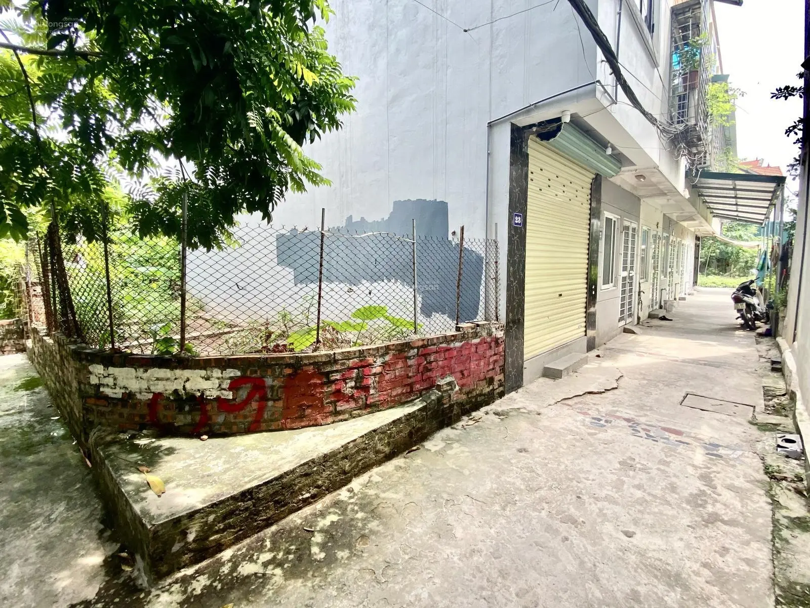 LÔ ĐẤT SIÊU HIẾM_CHỈ 300M RA Đ.QUANG TRUNG QL6_Ô TÔ VÀO TẬN ĐẤT_40M CHỈ HƠN 3 TỶ