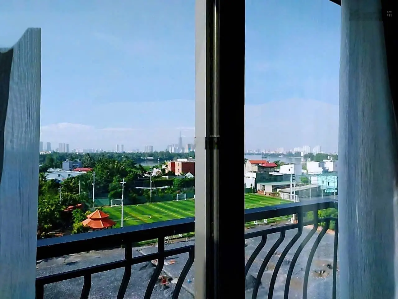 Gấp, khách sạn 5 tầng Linh Đông - Tp. Thủ Đức - doanh thu 400triệu/tháng, ngang 8m siêu đẹp