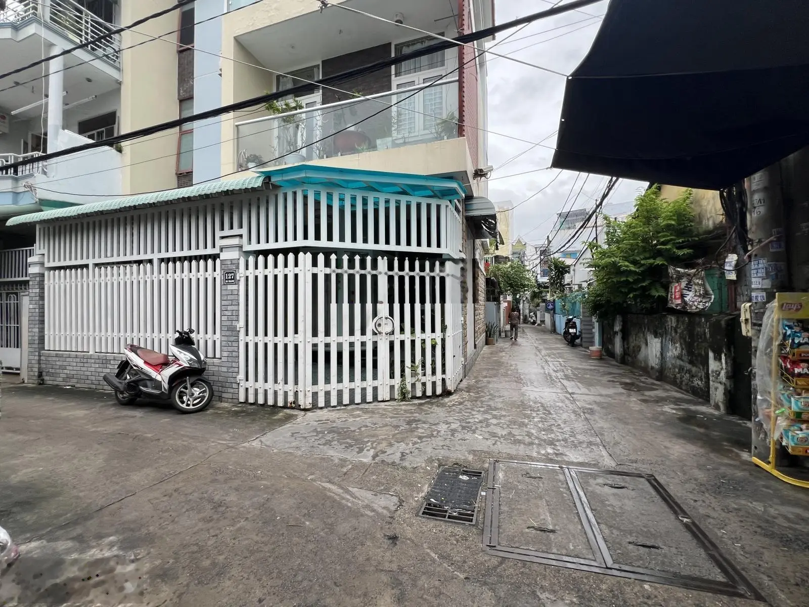 Bán nhà 3 tầng sân ô tô mặt tiền KD Hà Thanh gần chợ Đầm Tp Nha Trang - Ngang 8m, sổ hoàn công