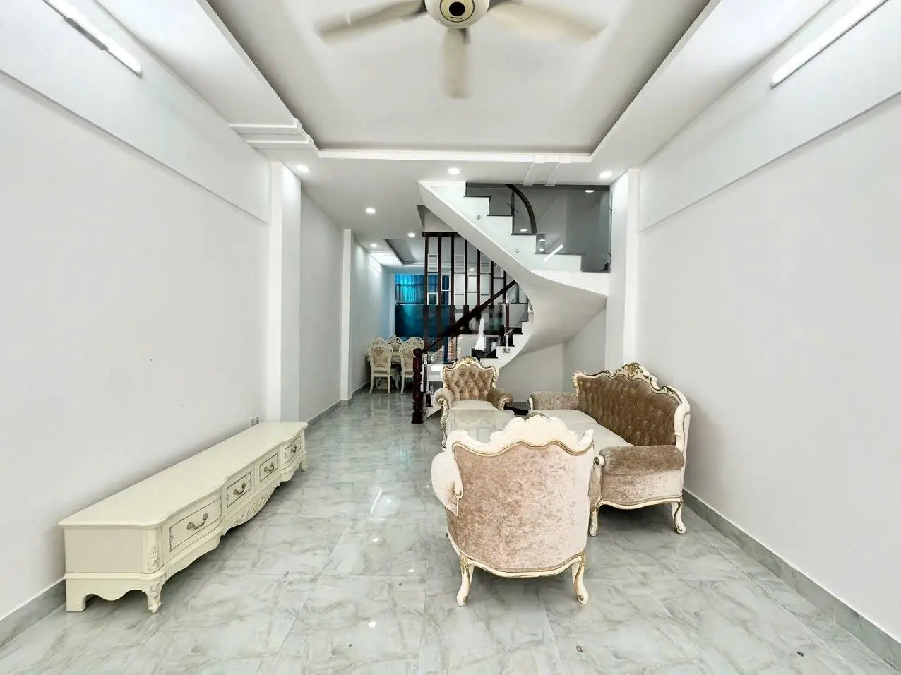 Bán nhà mặt tiền hẻm xe hơi 10m - đường Đào Tông Nguyên - Nhà Bè