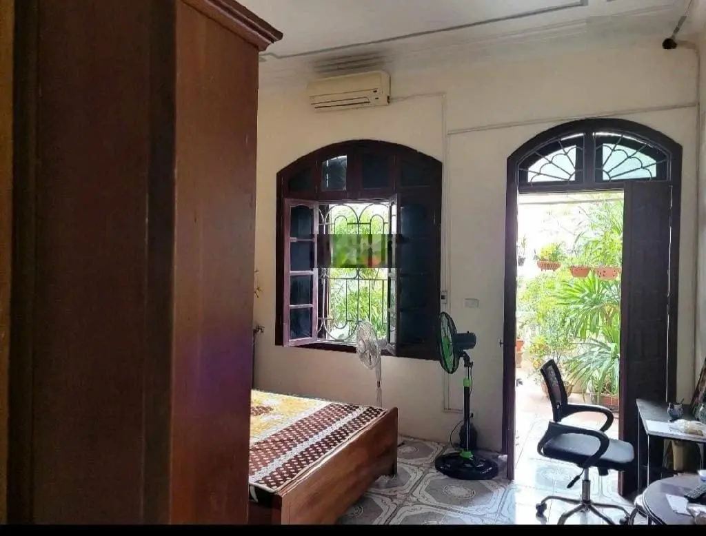 Bán nhà tại Quang Trung, Hà Đông. 40m2 gần ga tàu điện. 8 tỷ mốt