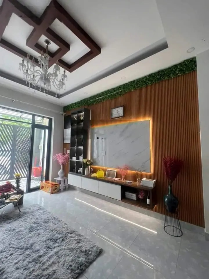 Bán căn nhà Hoà Hảo, Phường 4, Quận 10 diện tích 42,8m2 giá 3ty850 sổ sẵn
