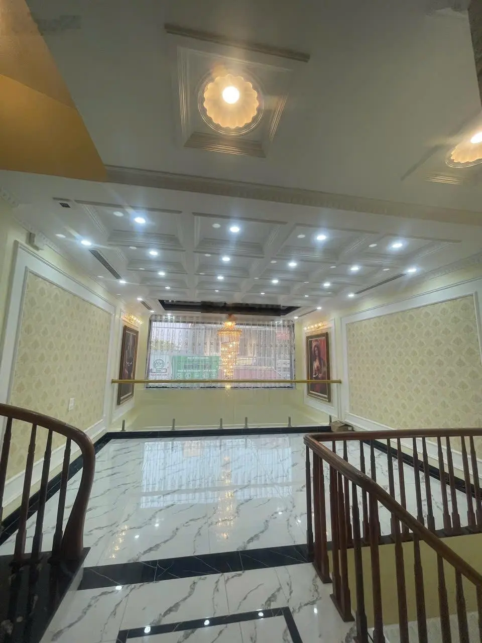 Bán nhà Thạch Bàn 86m2 x 6 tầng, thang máy x 5m mặt tiền đường thông ô tô tránh, kinh doanh