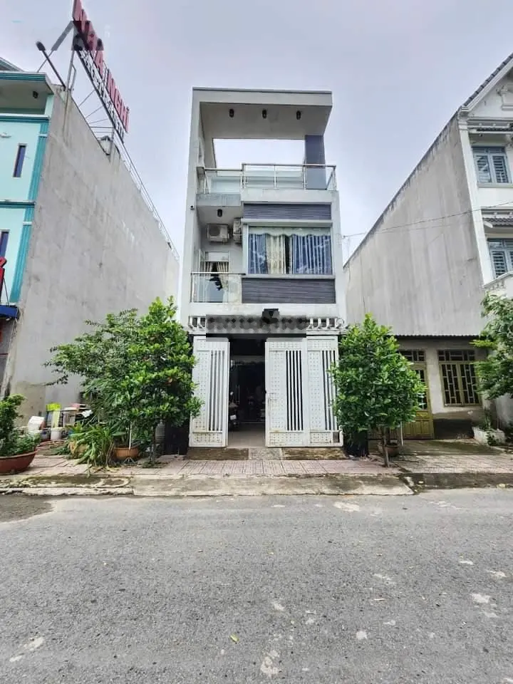 Bán căn nhà Bình Chuẩn, An Phú Thuận An BD 94,6m2 giá 2ty8 sổ sẵn