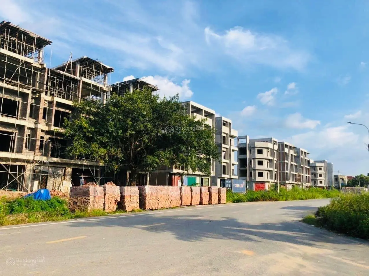 Bán lô đất 81m2 mặt mương dự án Cao Đức, Phường Vạn An, thành phố Bắc Ninh