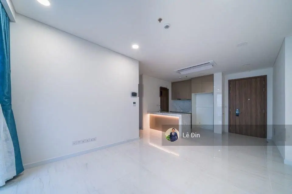 Chủ ngộp bán nhanh căn 2PN Kingdom siêu rẻ, giá đầu tư siêu tốt, view thoáng mát mẻ. LH 0907 582 ***