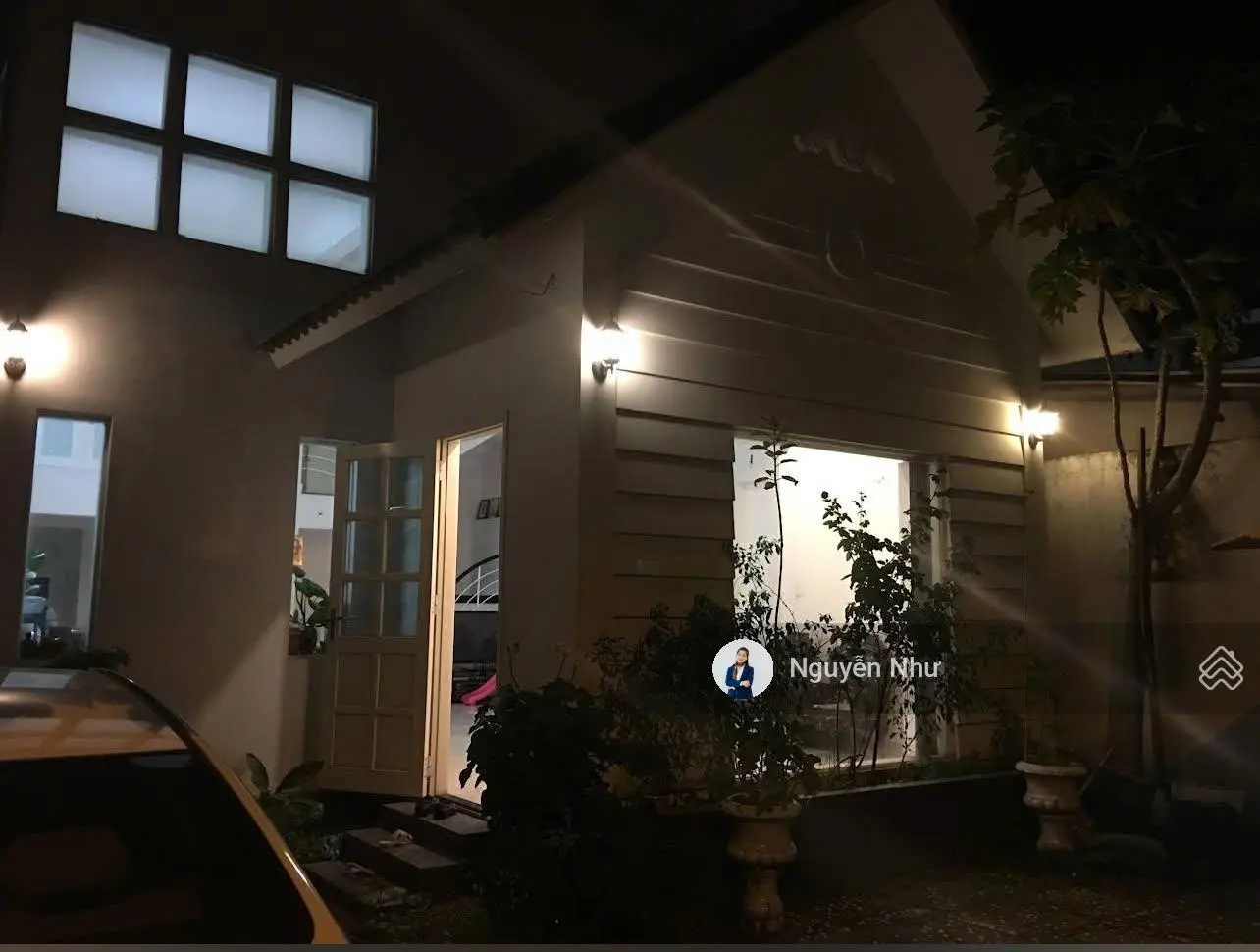 Bán biệt thự đường Dương Tự Quán, thông Lê Quang Đạo, 182 m2 rộng gần 10m, giá 21.5 tỷ