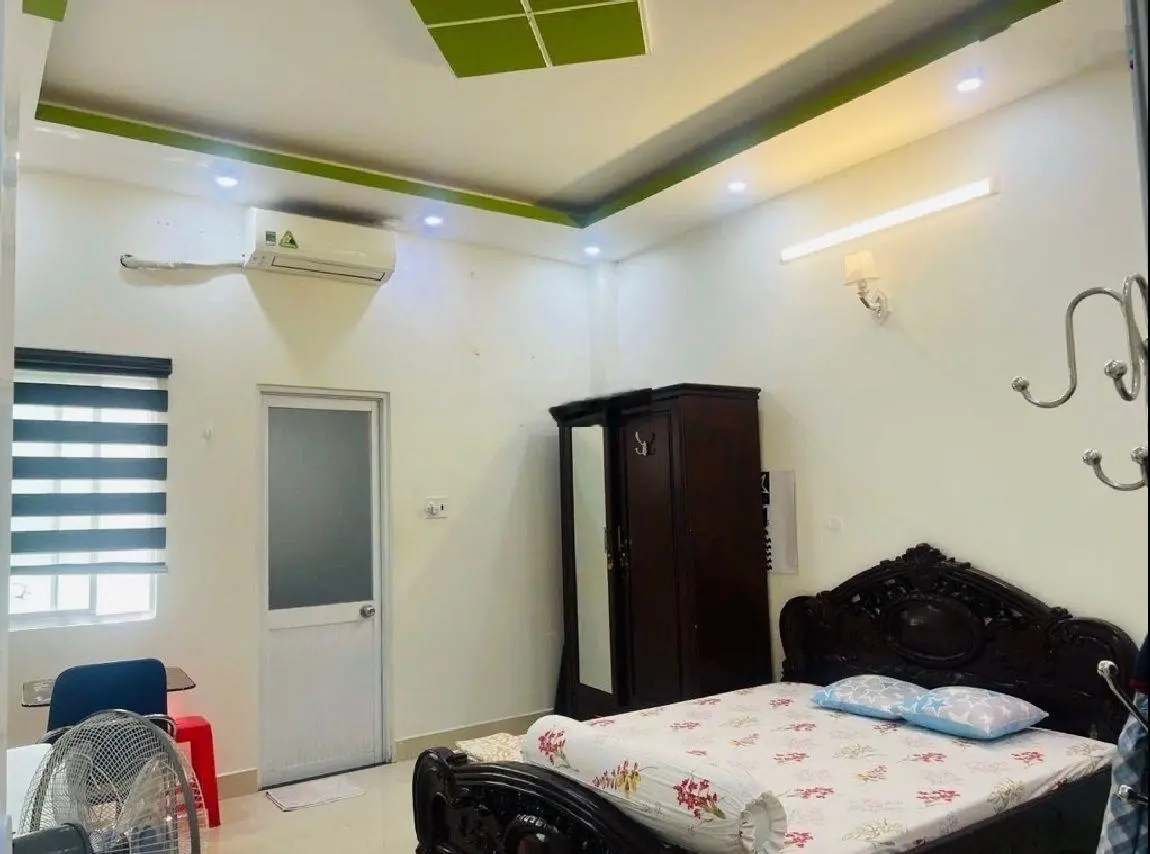 Nhà 3 tầng ~100m2 hẻm oto sát mặt tiền Phạm Văn Bạch chỉ 7,x tỷ