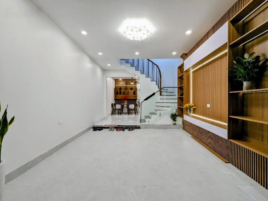Bán nhà phân lô ngõ 663 Trương Định Hoàng Mai 48m2 MT 4.3m 4 tầng đường trước mặt nhà Morning chạy