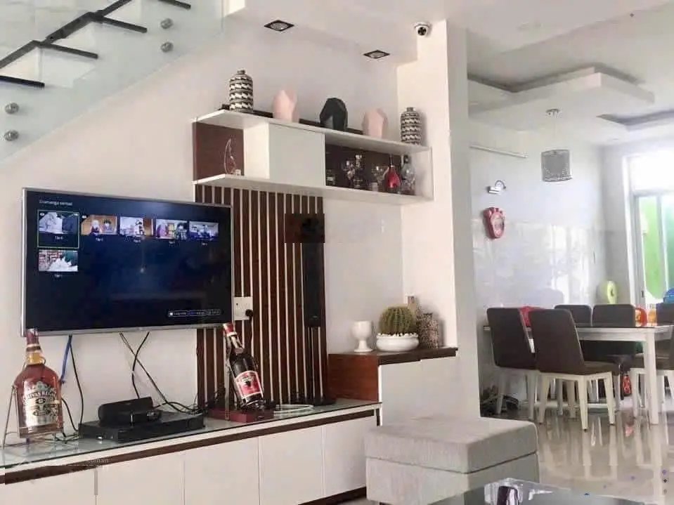 Bán biệt thự đẹp tại VCN Phước Hải, 9,1 tỷ, 93,6m2, nhiều tiện ích, chính chủ, Khánh Hòa