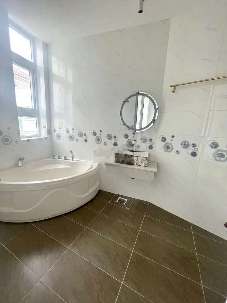 NHÀ KHỦNG 73M2, BÌNH THẠNH, XE HƠI TỚI NHÀ, 4 TẦNG, GẦN CHỢ,SANG TRỌNG