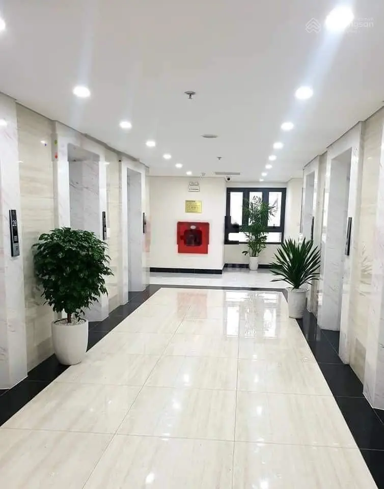 Gia đình tôi cần bán gấp căn 2n 69,9m2 toà t4 thăng long capital hướng đông giá chỉ nhỉnh 3 tỷ