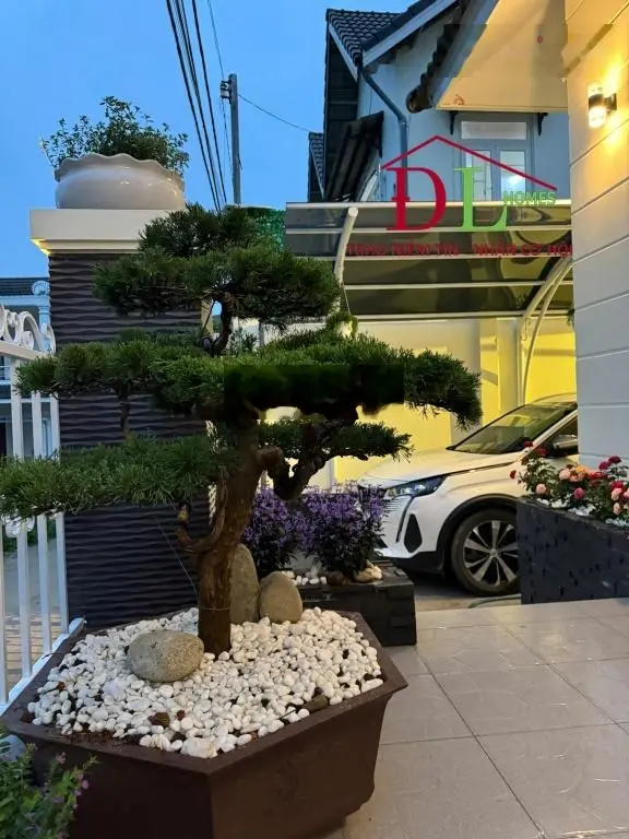 Bán biệt thự mới xây đường Trần Đại Nghĩa Phường 8 Đà Lạt có sân vườn rộng