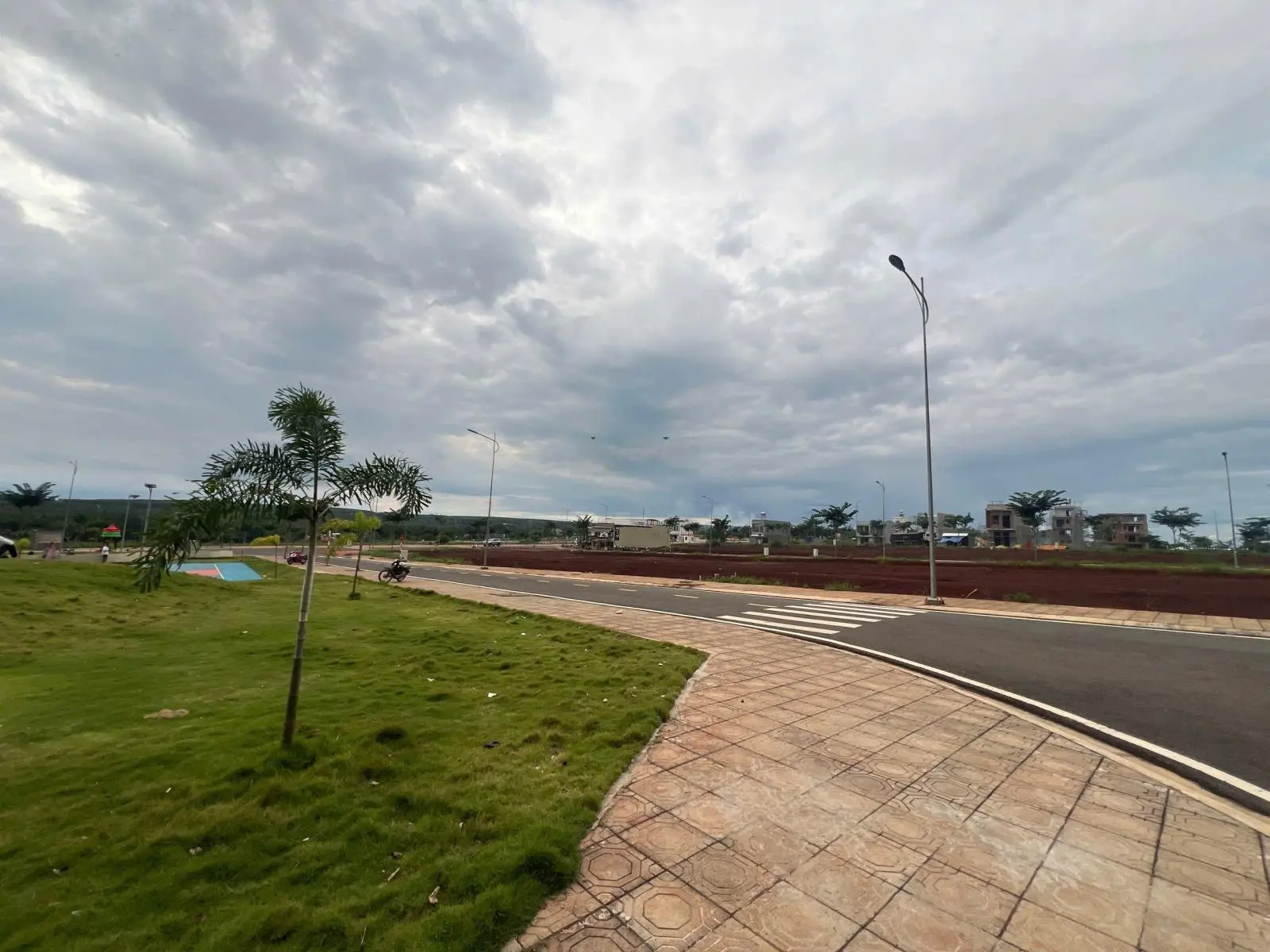 Bán đất nền dự án Diamond City Lộc Ninh giá chỉ 800 triệu VND