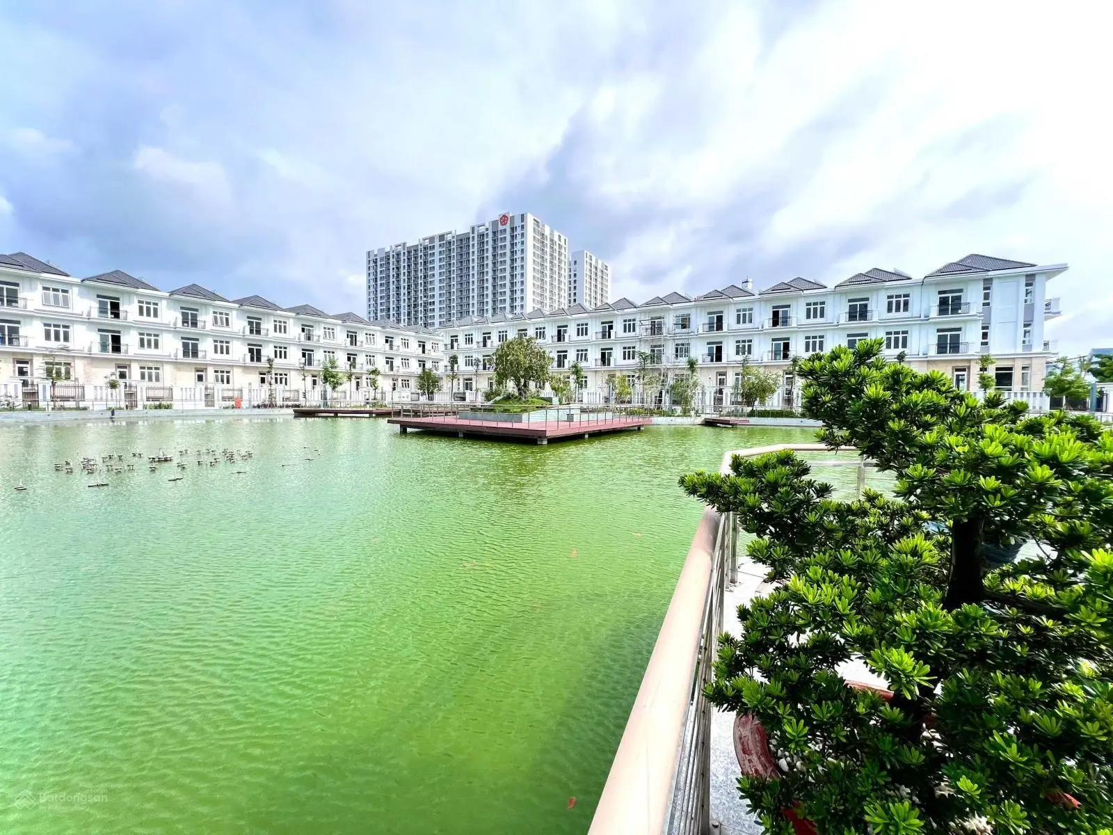 Nhượng lại căn hộ The Peak Garden 2pn 67m2, giá gốc 1.773 tỷ đợt 1 chênh ít. LH em Tuấn 0909 920 ***