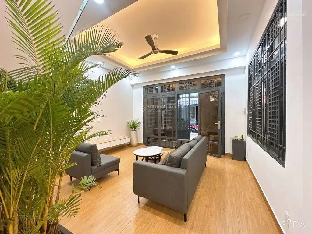 Nhà đẹp 3 lầu Phước Long B Quận 9