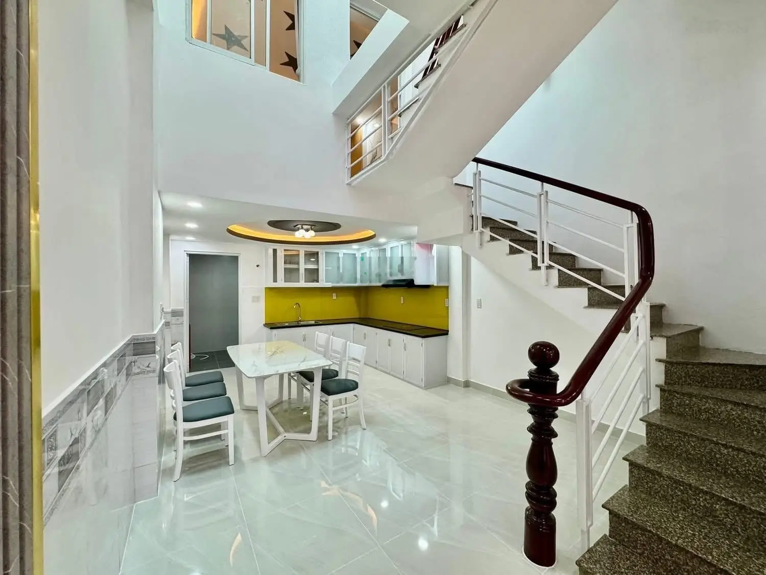 Bán NR Giá 5tỷ390 60m2 tại Tam Bình, Hiệp Bình Chánh , HCM , LH 0968062321 Huy