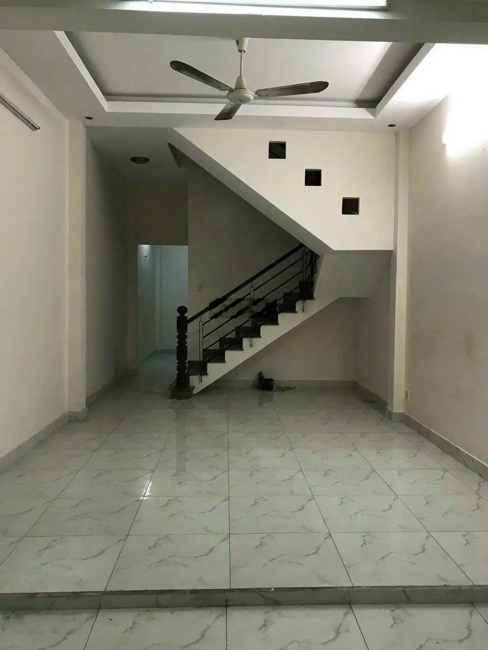Chính chủ cần bán nhà hẻm 8m ngay siêu thị AEON Tân Phú