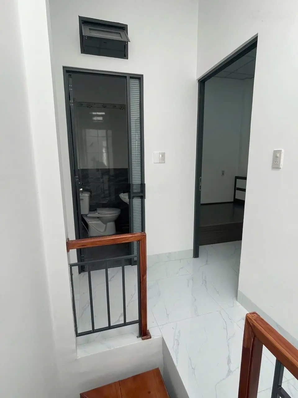 Bán nhà 2 tầng hẻm gần 2/4, Vạn Thạnh, TTTP Nha Trang. Chỉ 2 tỷ 450 triệu