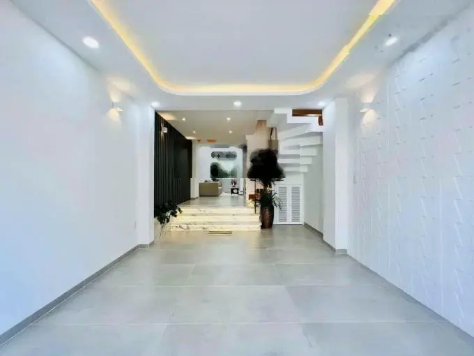 Bán nhà Bùi Thị Xuân, Phạm Ngũ Lão Q1 gần Coopmart Cống Quỳnh. Giá 4tỷ580/83,6m2. Cho thuê 40tr/th.