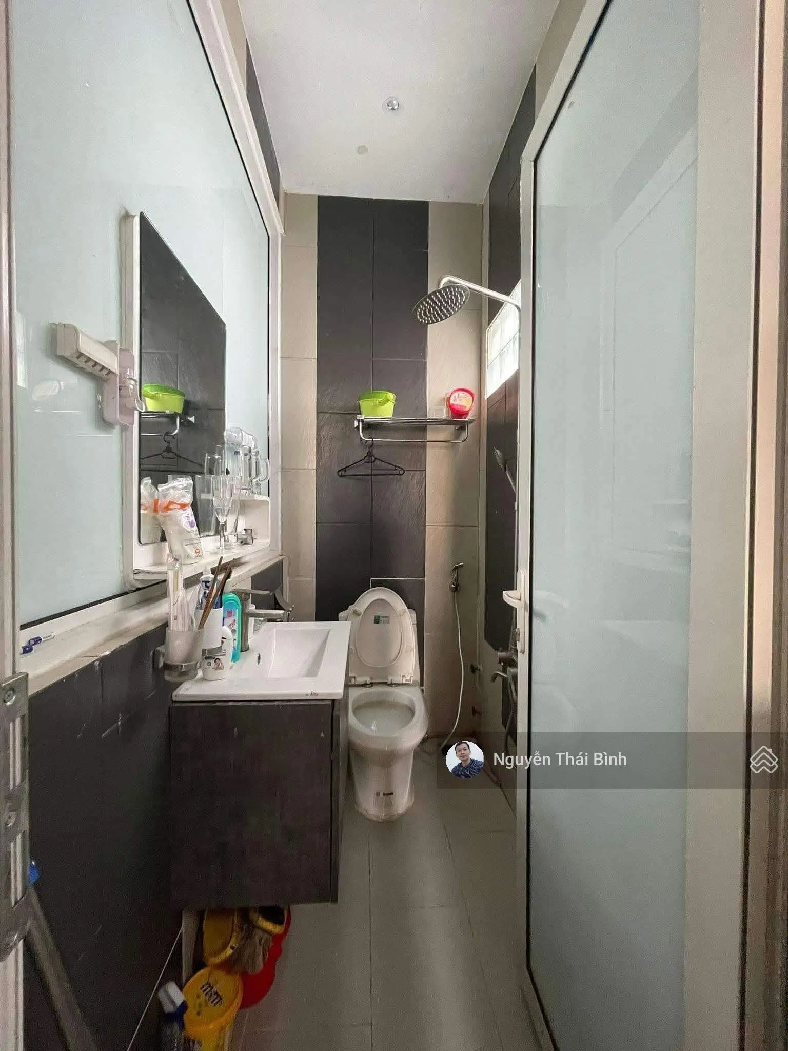 Tôn thất tùng - vài bước chân sang nguyễn thị minh khai. quận 3, quận 5 - hxh 6m 5 tầng