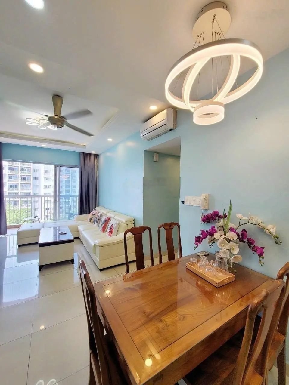 Ngộp bank bán gấp Ruby 3PN - 2WC (98m2) đã có sổ, ban công lớn, view hồ sinh thái chỉ 4,25 tỷ