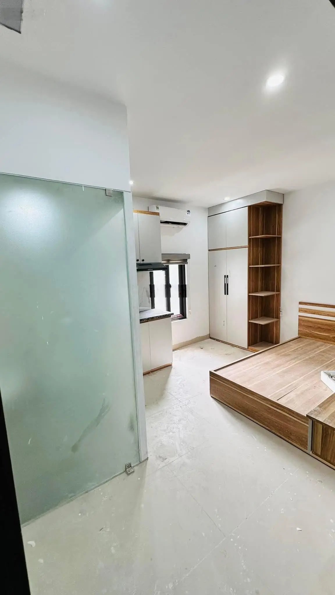 Đừng bỏ lỡ - phố Giáp Nhất 39m2x5T- 8phòng cho thuê - ngay gần Royal tiện ích bạt ngàn trước nhà 3m