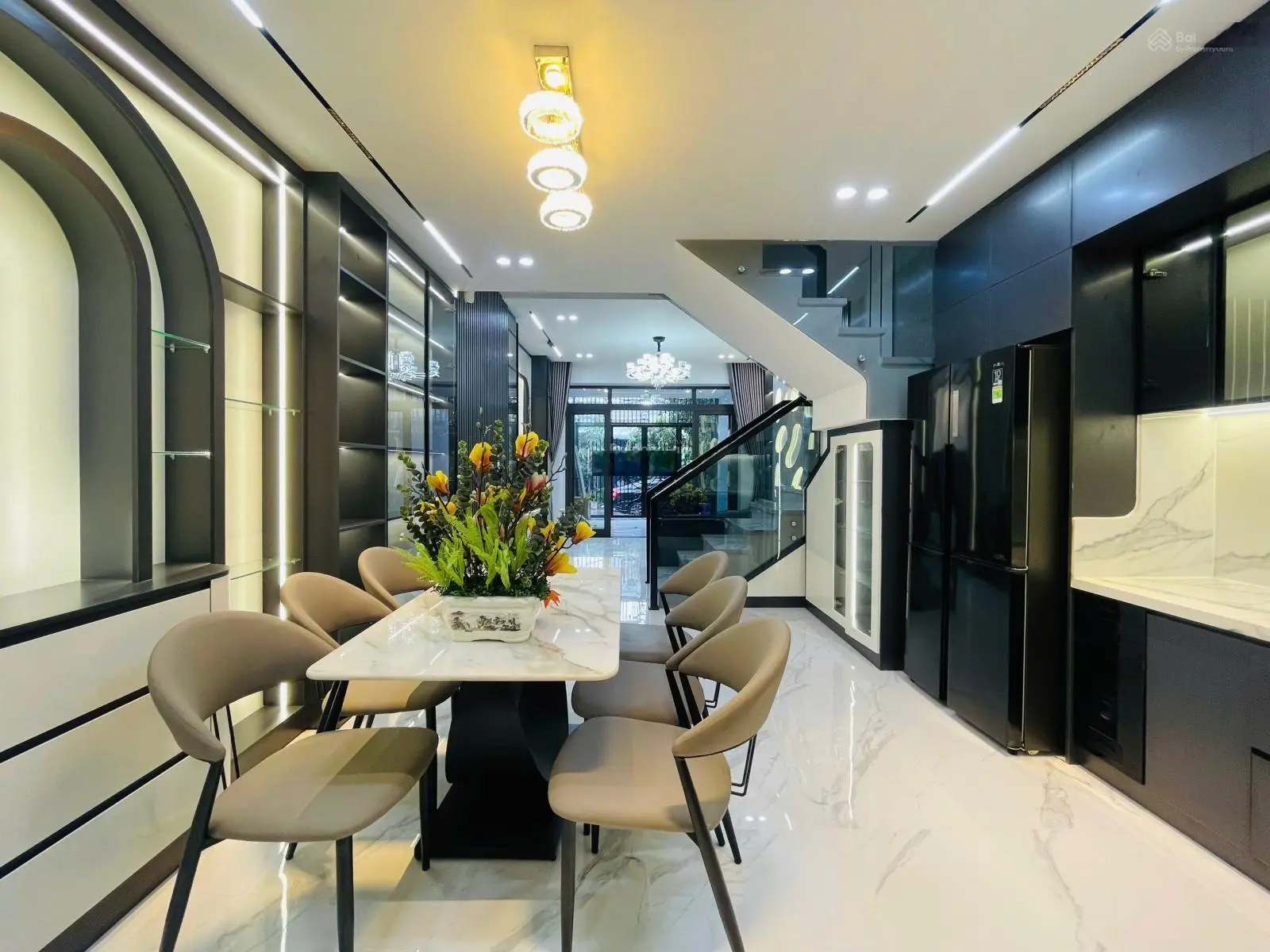 Bán Nhà Tân Cổ Điển Dương Đức Hiền, Gần Biển Nguyễn Tất Thành, Đà Nẵng