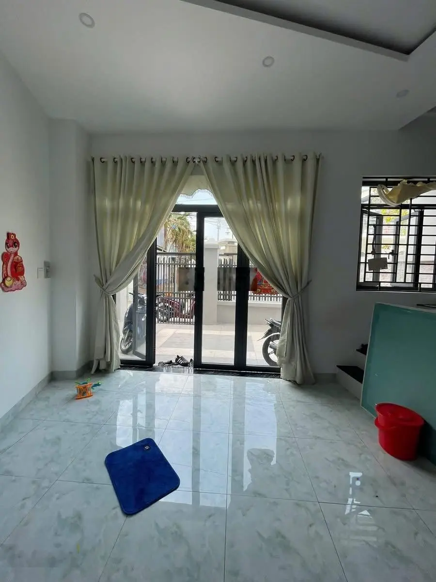 Bán nhà riêng 1 trệt 1 lầu 1 tum tại Đông Minh, Dĩ An, Bình Dương, giá ưu đãi 3,75 tỷ, 75m2