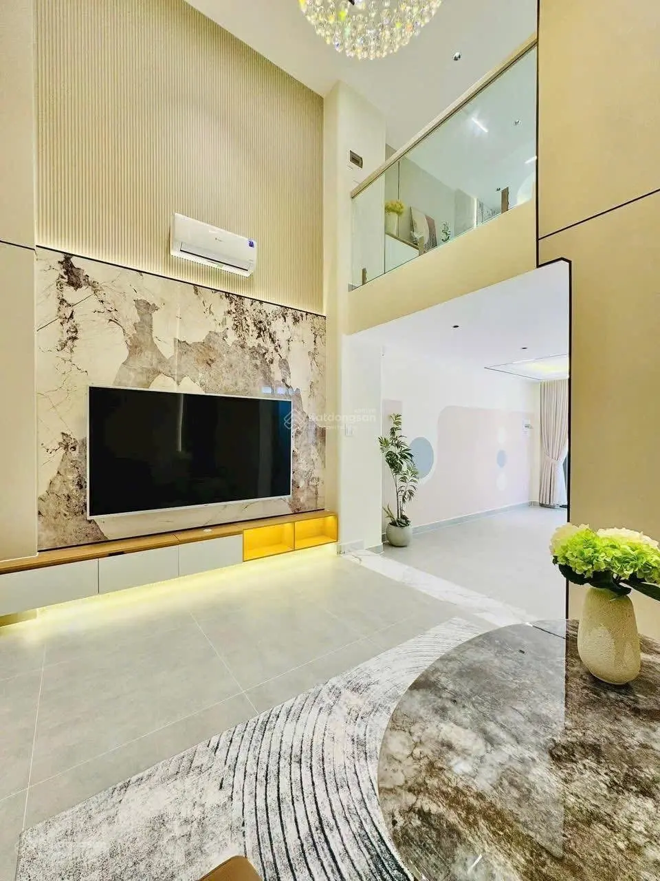Căn nhà nằm gần nhiều tiện ích ở nguyễn khuyến giá đang chào bán 2ty1 dt 45m hẻm oto