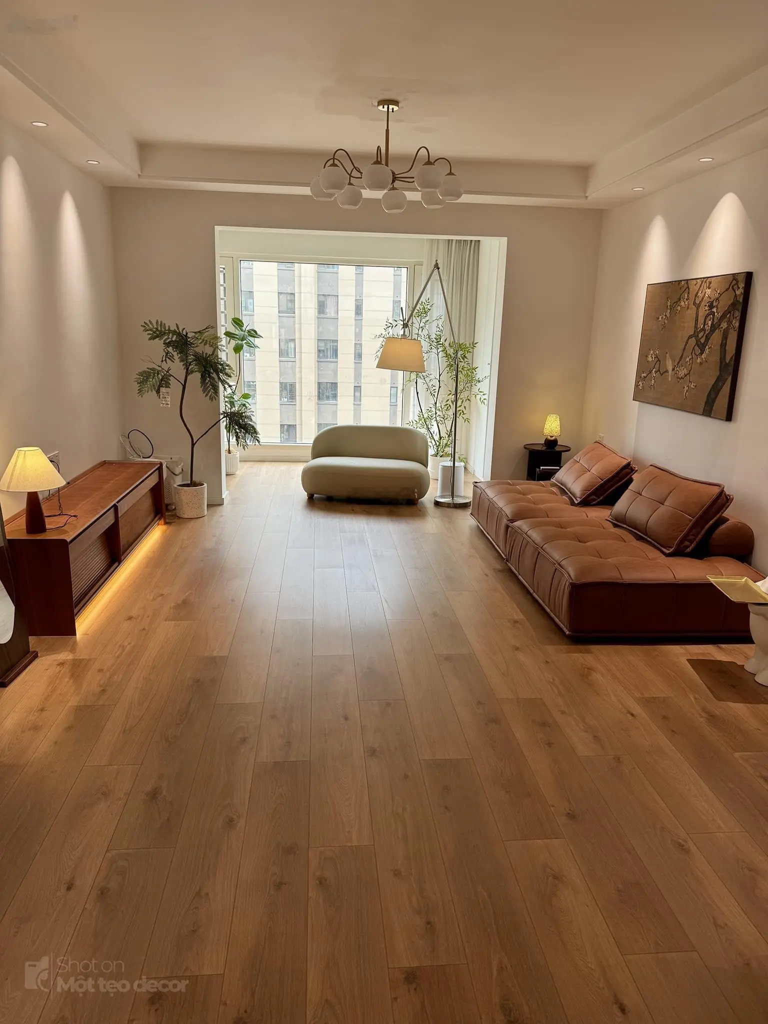 Bán tập thể Tôn Đức Thắng, Đống Đa, ô tô tải dừng đỗ, sổ to 39m2, nhà đẹp ở ngay, 2 ngủ 2 wc