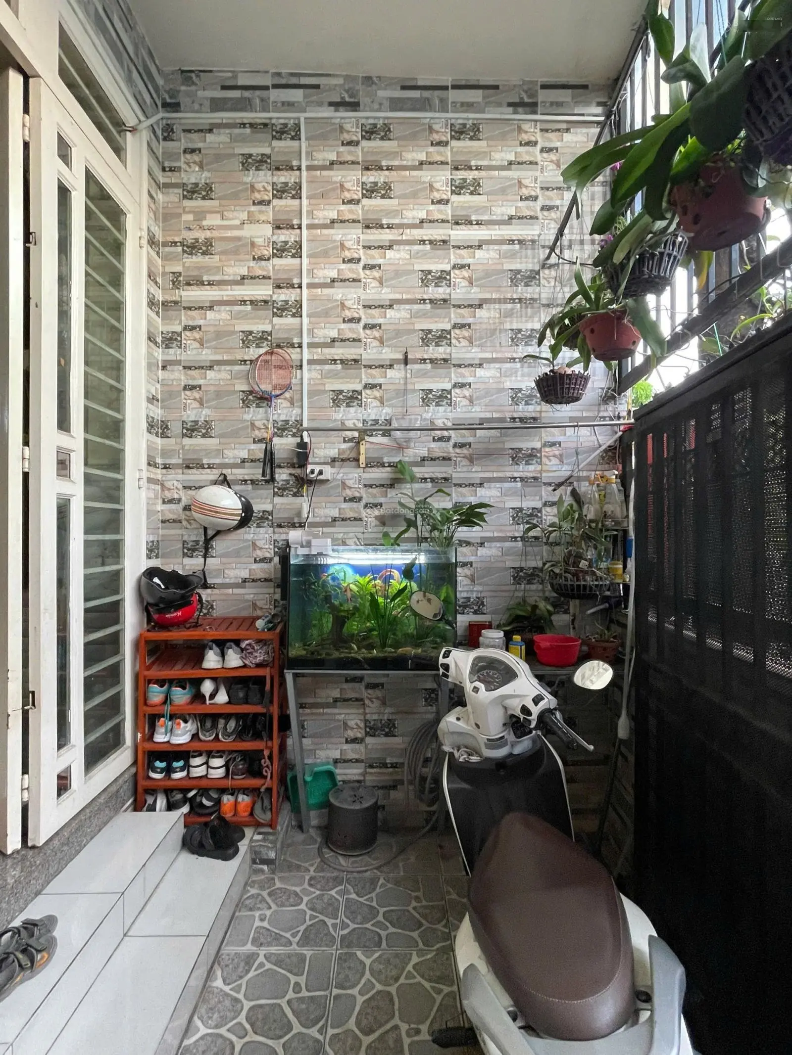 Bán nhà chính chủ gần Vincom 550, sát Chợ Xóm Nghèo Vị trí đẹp, giá tốt