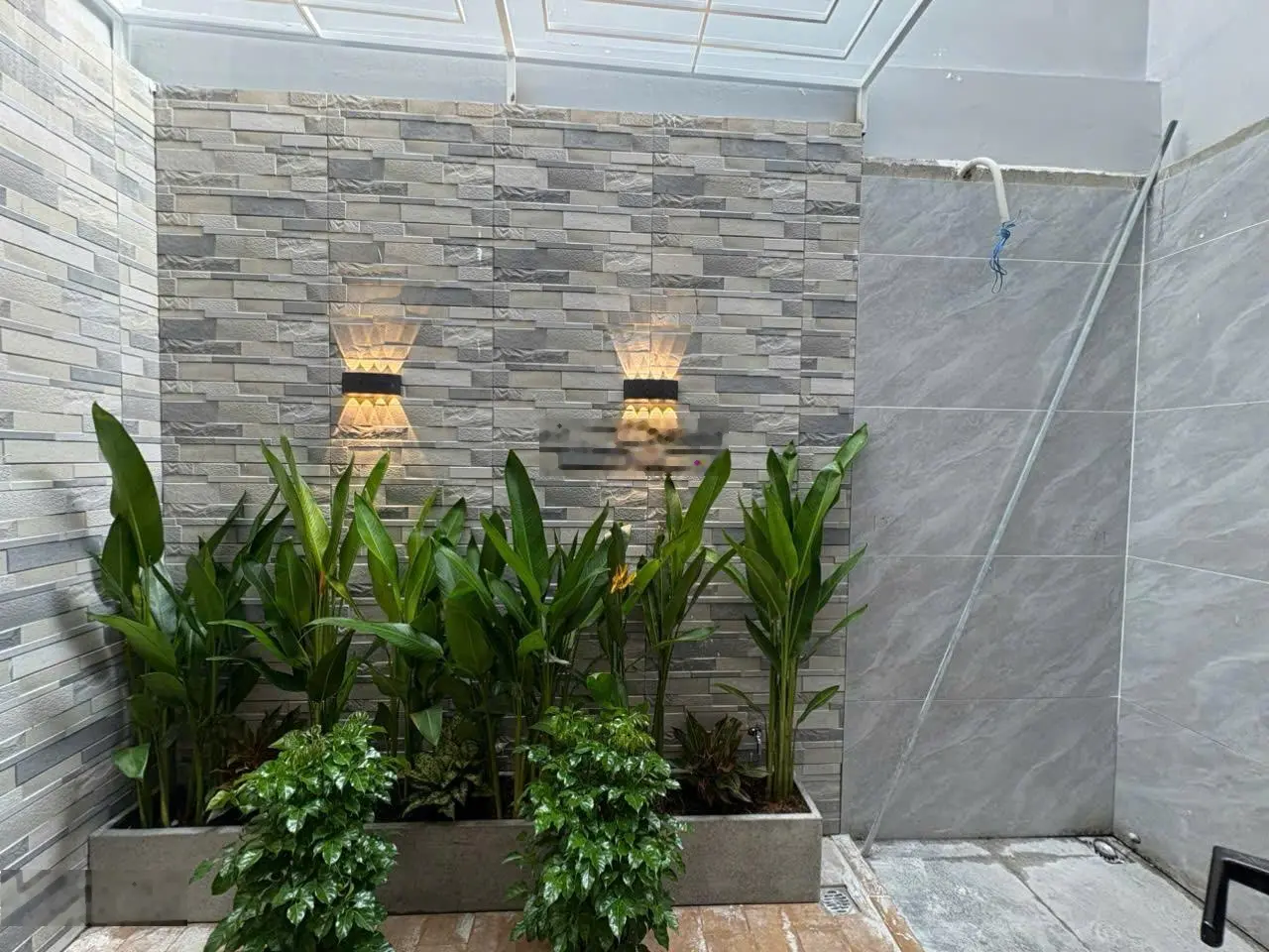 Siêu phẩm NHÀ HẺM 413 LÊ VĂN QUỚI, BÌNH TÂN HẺM 12M THÔNG 4 x 16.5m Trệt + lửng ngược + 3 lầu