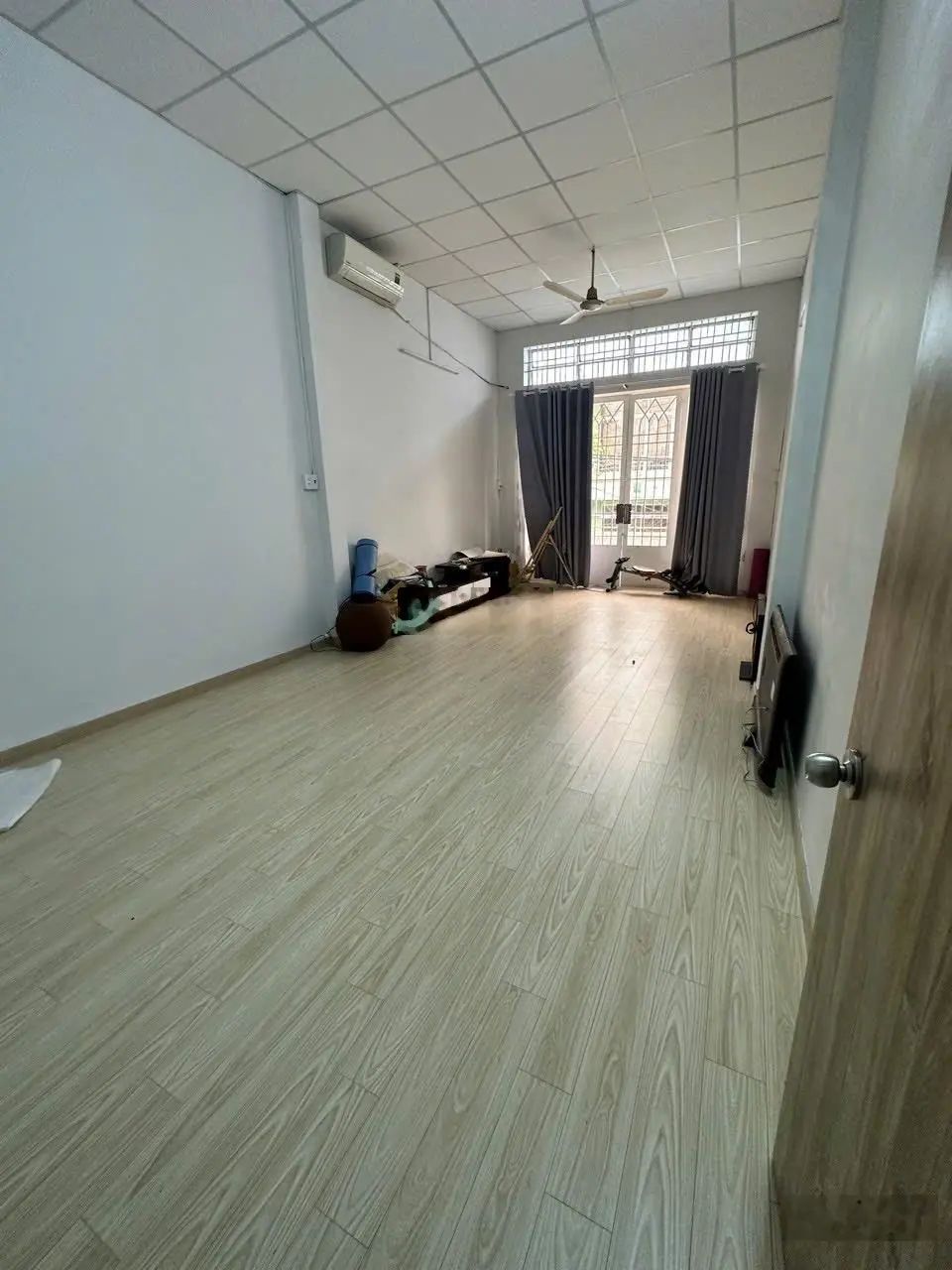 Bán nhà Cư Xá Phú Lâm B đường xe tải, khu phân lô 3.9x18m , trệt, lầu