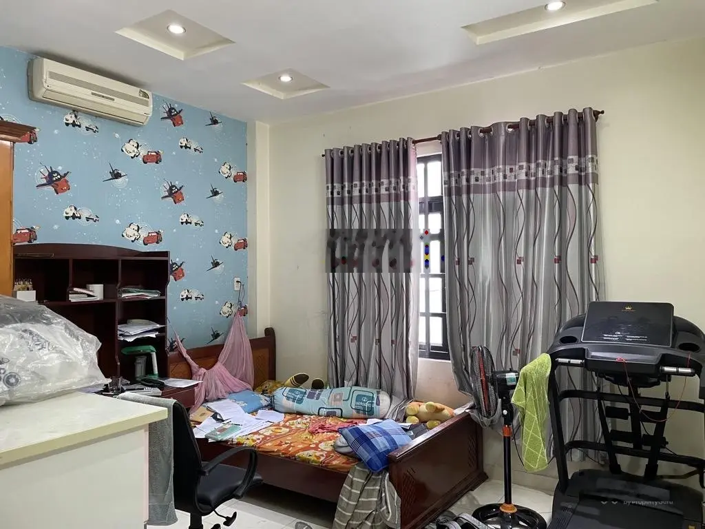 Nhà Hiếm Khó Tìm -Gần Trường Tân Trụ- Phường 15-Tân Bình- DT 85M- 3 Tầng Chắc Chắn-Xe Hơi Trong Nhà