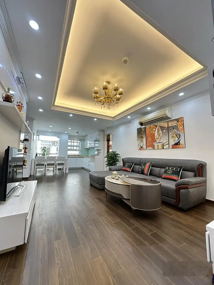gấp ! Mỹ Đình Plaza 2, CC bán căn hộ 2106 - 104m2 , 3 ngủ full đồ giá 6.x tỷ 0389 193 ***