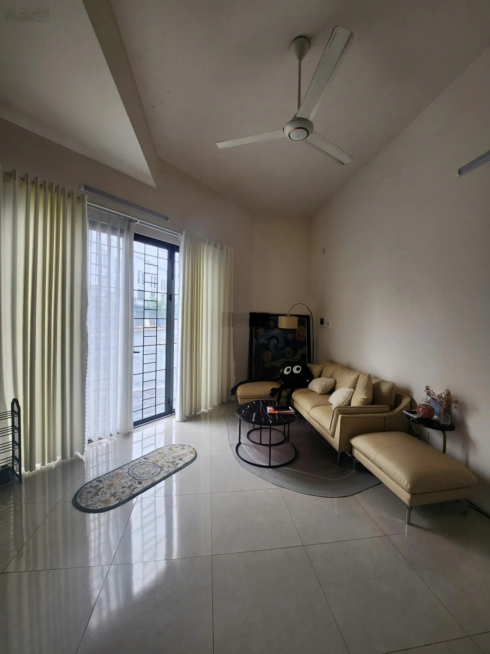 Nhà liền kề ngay góc Tây Sông Hậu GĐ2, 66m2, thuận tiện mua bán