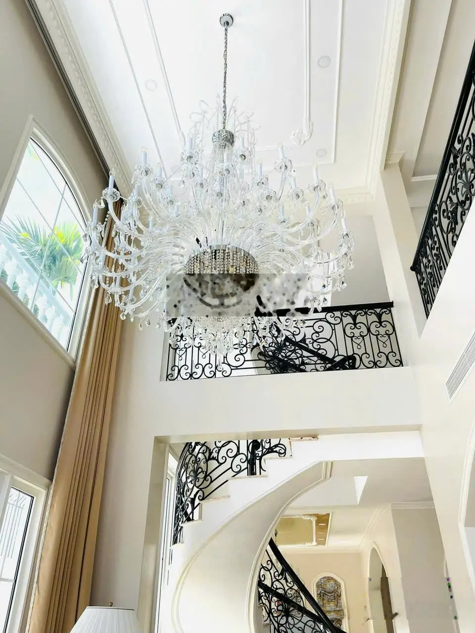 Biệt thự sang trọng phong cách Tân Cổ Điển dt đất 330m2 hướng Tây Nam ngay KDT Phước Hải Nha Trang