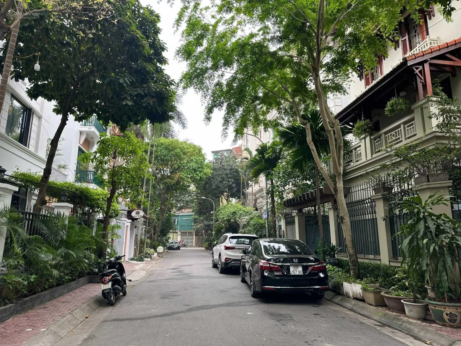 Bán nhà phố Nguyễn Công Hoan 70m2 - 3 tầng - vị trí đẹp - đài truyền hình VN ôtô 12.5 tỷ 0394 743 ***