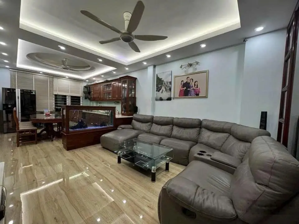 Khu phân lô - Hồng Hà - Ba Đình - mặt tiền lớn